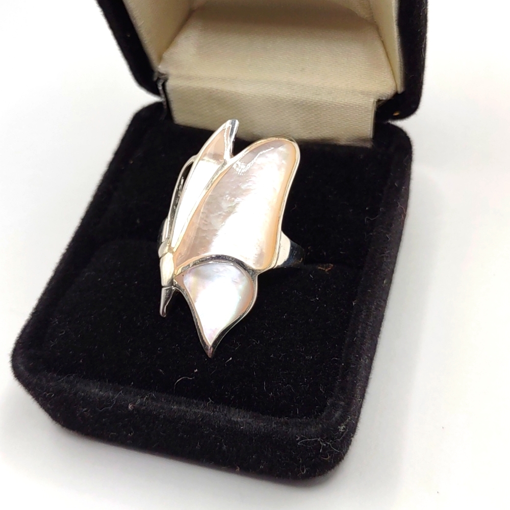 Sterling Mother of Pearl Ring